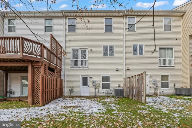 $600,000 | 6428 Warren Point Court, Alexandria, VA 22315