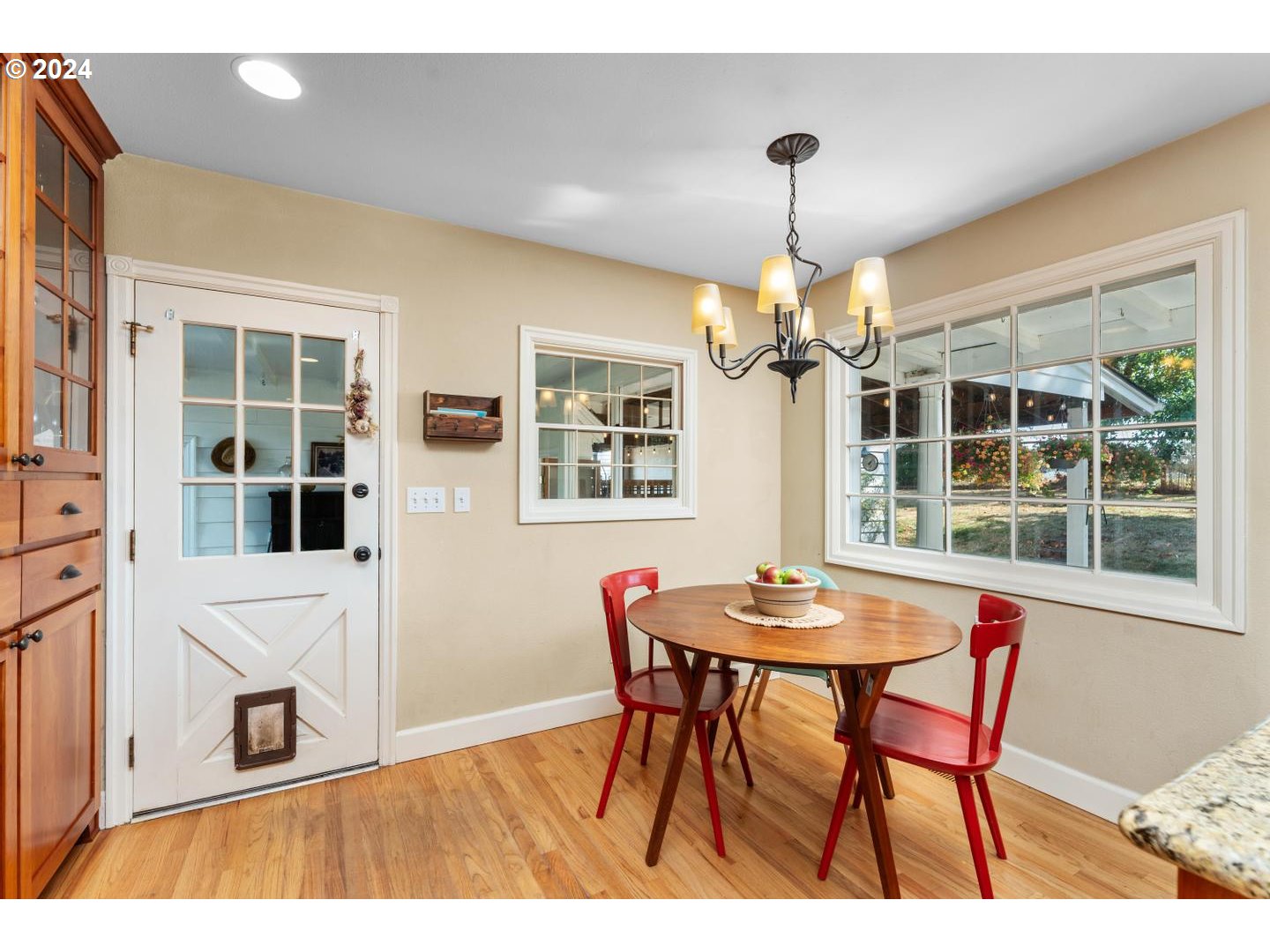 1785 Northwest Hobbs Road Cornelius, OR 97113 - Photo 14 of 48 Kitchen/Nook