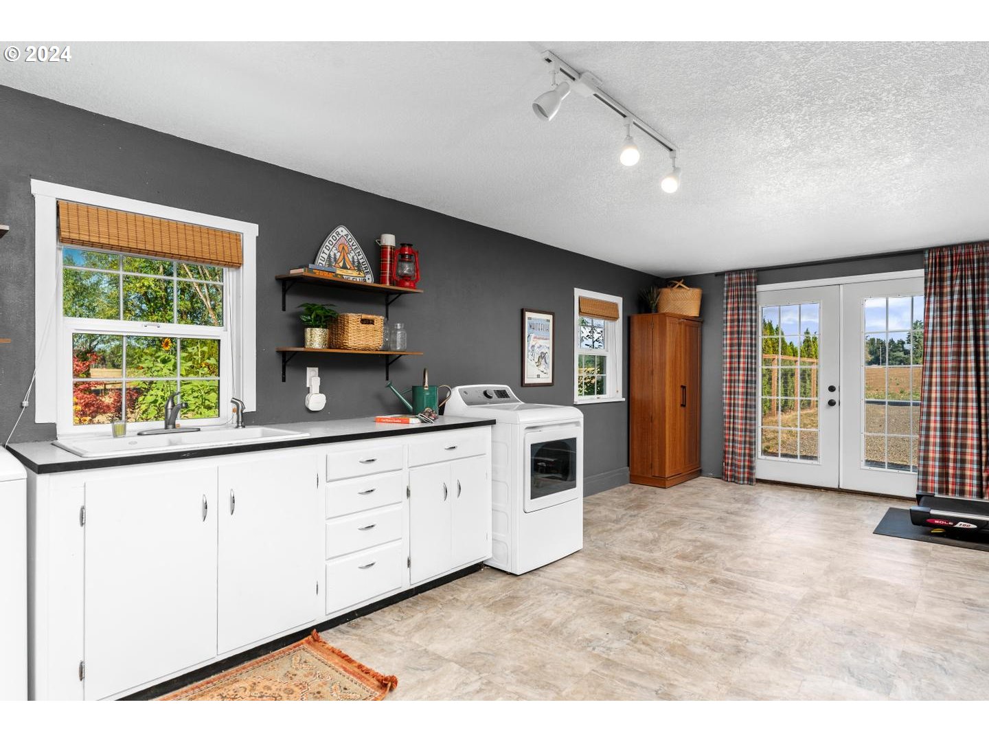 1785 Northwest Hobbs Road Cornelius, OR 97113 - Photo 32 of 48 Gallery Image 32