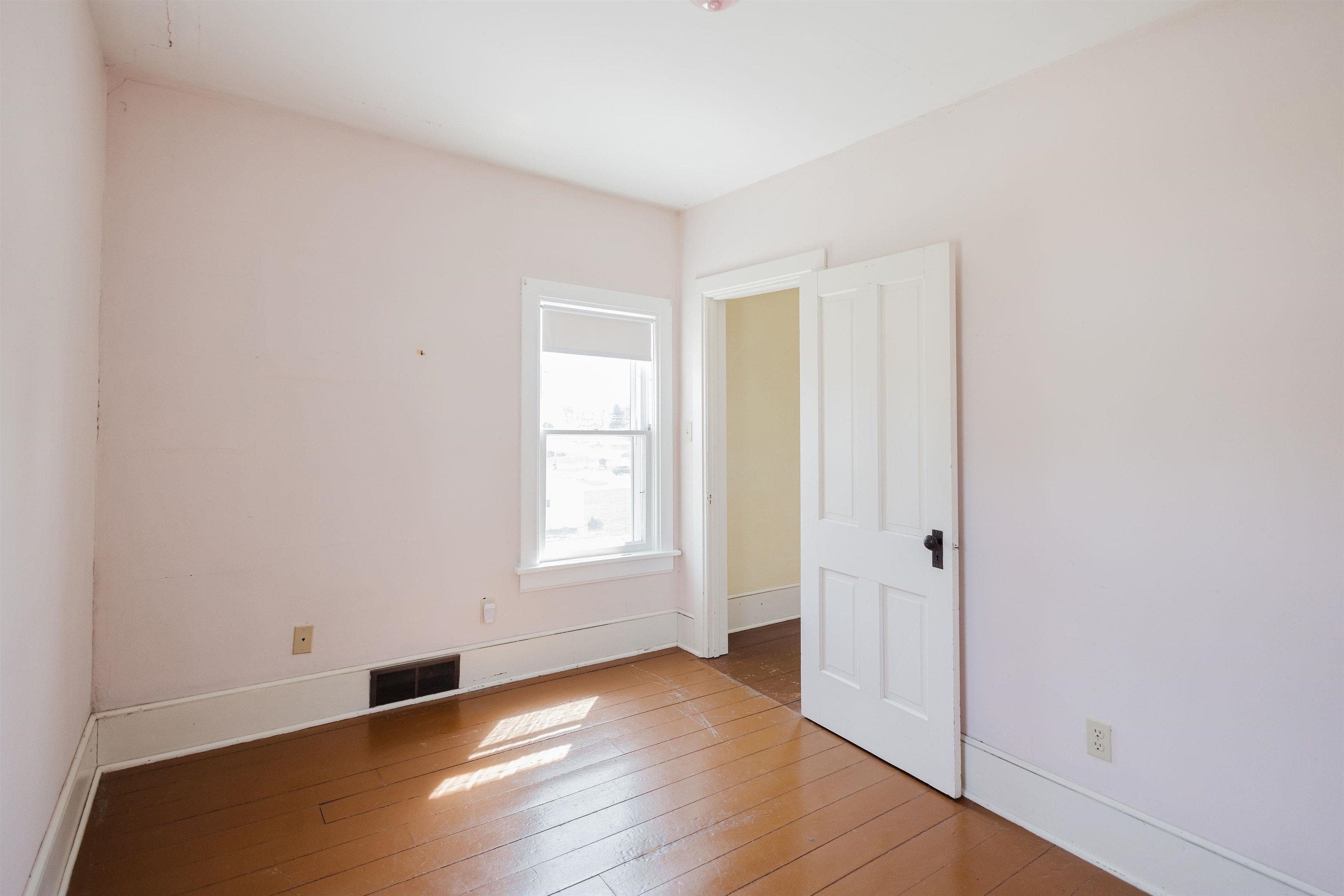 501 Main Street Hollandale, WI 53544 - Photo 28 of 37