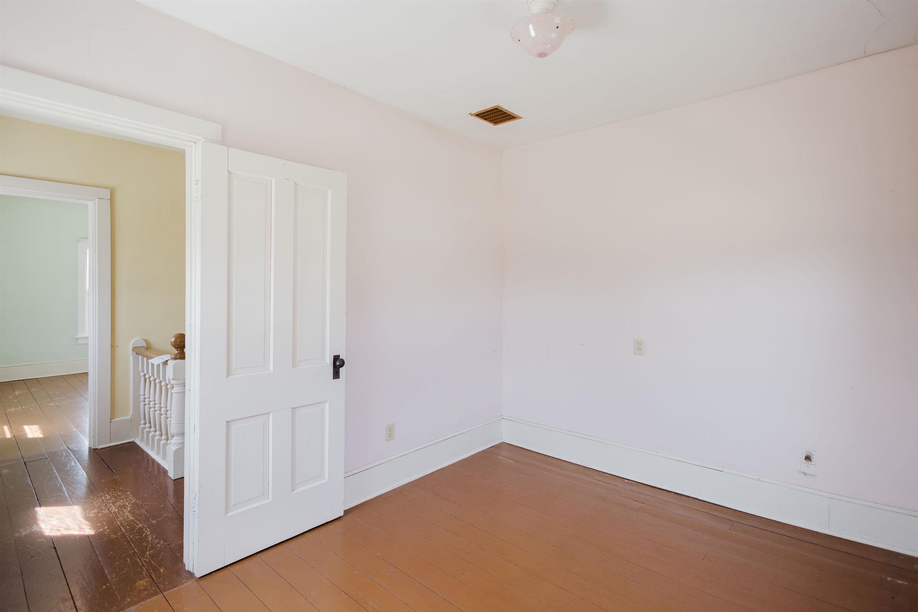 501 Main Street Hollandale, WI 53544 - Photo 29 of 37