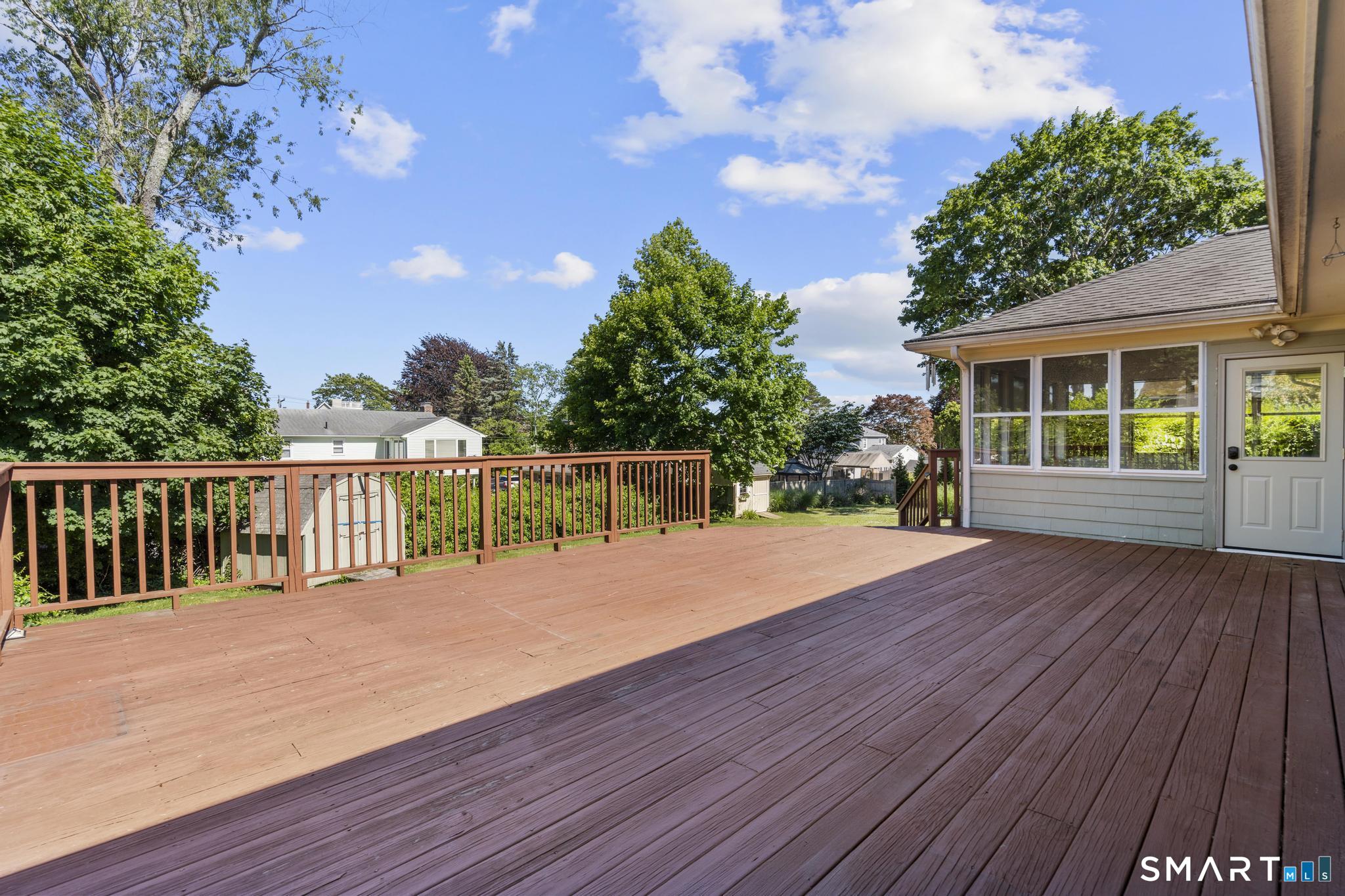 48 Prospect Avenue East Lyme, CT 06357 - Photo 26 of 38