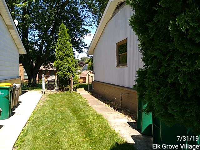 312 Landmeier Road Elk Grove Village, IL 60007 - Photo 3 of 13 Gallery Image 3