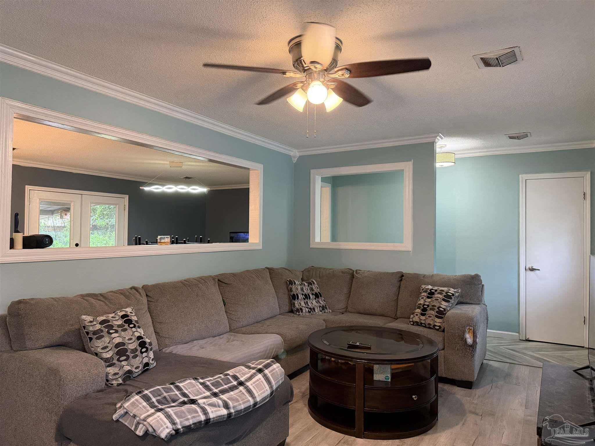 8108 Ridgefield Road Pensacola, FL 32514 - Photo 2 of 44
