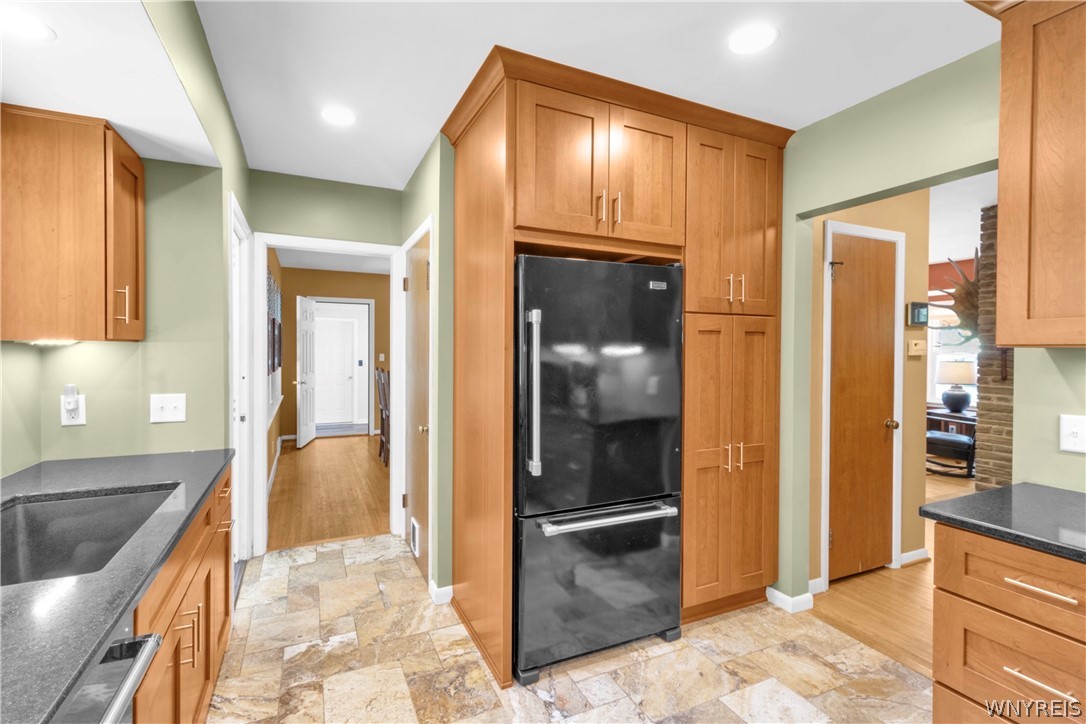 150 Girdle Road East Aurora, NY 14052 - Photo 10 of 47
