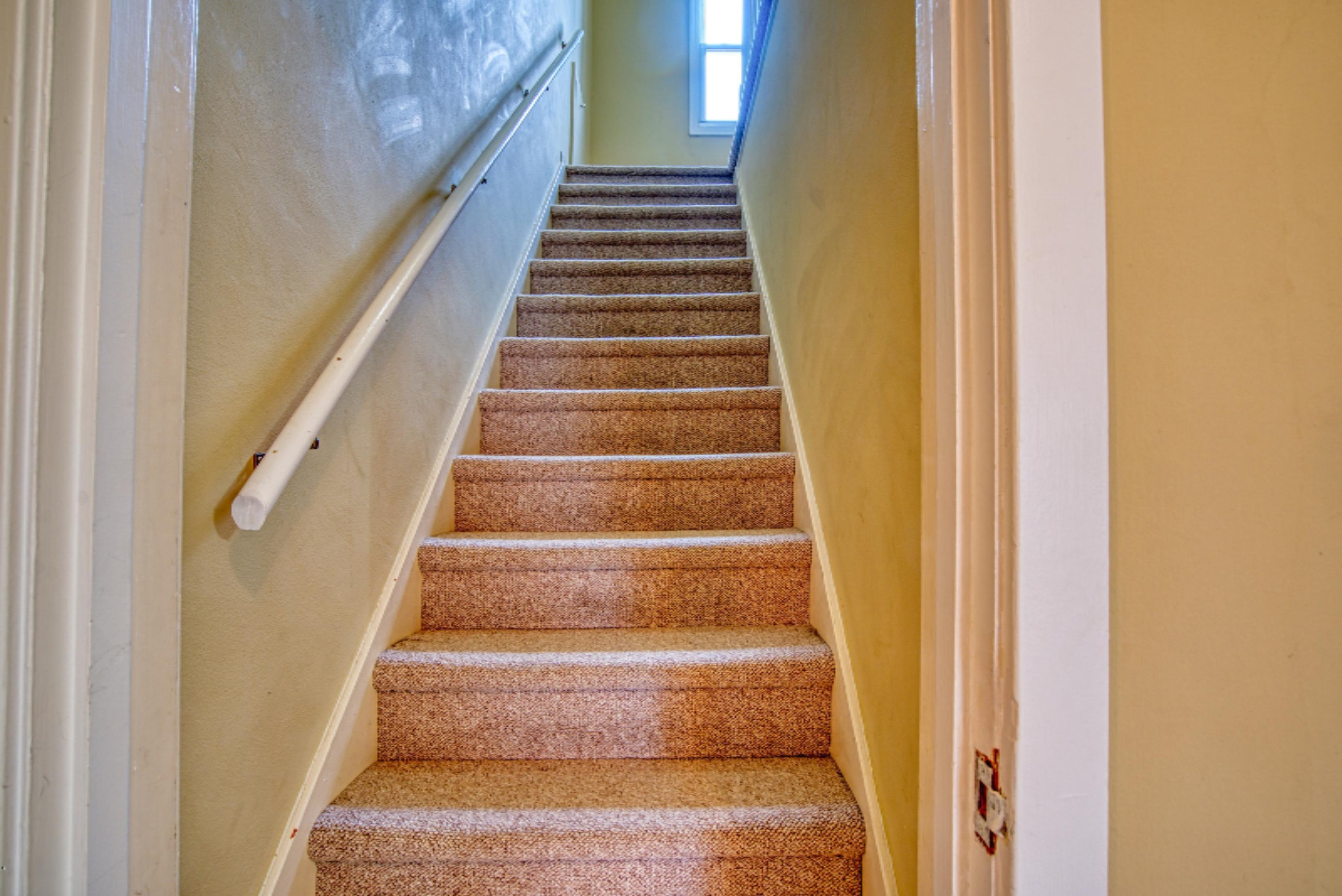 1523 Sheldon Road Grand Haven, MI 49417 - Photo 23 of 34 25. Stairwell