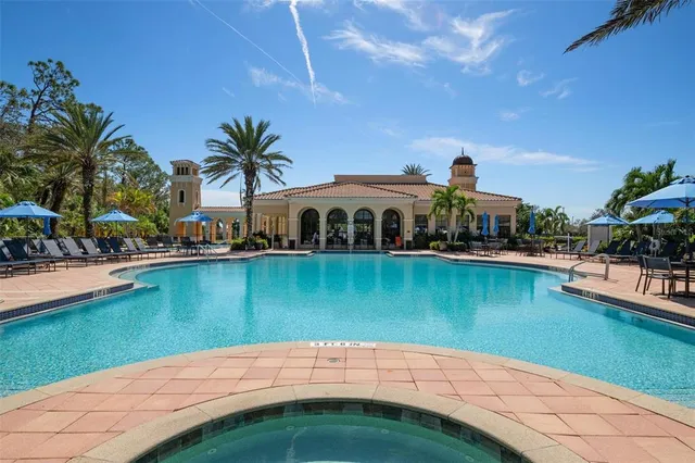 $425,000 | 165 Padova Way, Unit 15, Nokomis, FL 34275