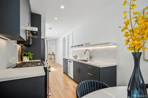 $995,000 | 376 Union Street, San Francisco, CA 94133