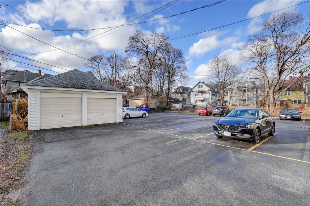 41-45 Cornell Street, Unit 41 Rochester, NY 14607 - Photo 18 of 20 Large 17 Car Parking Lot And 2 Car Garage
