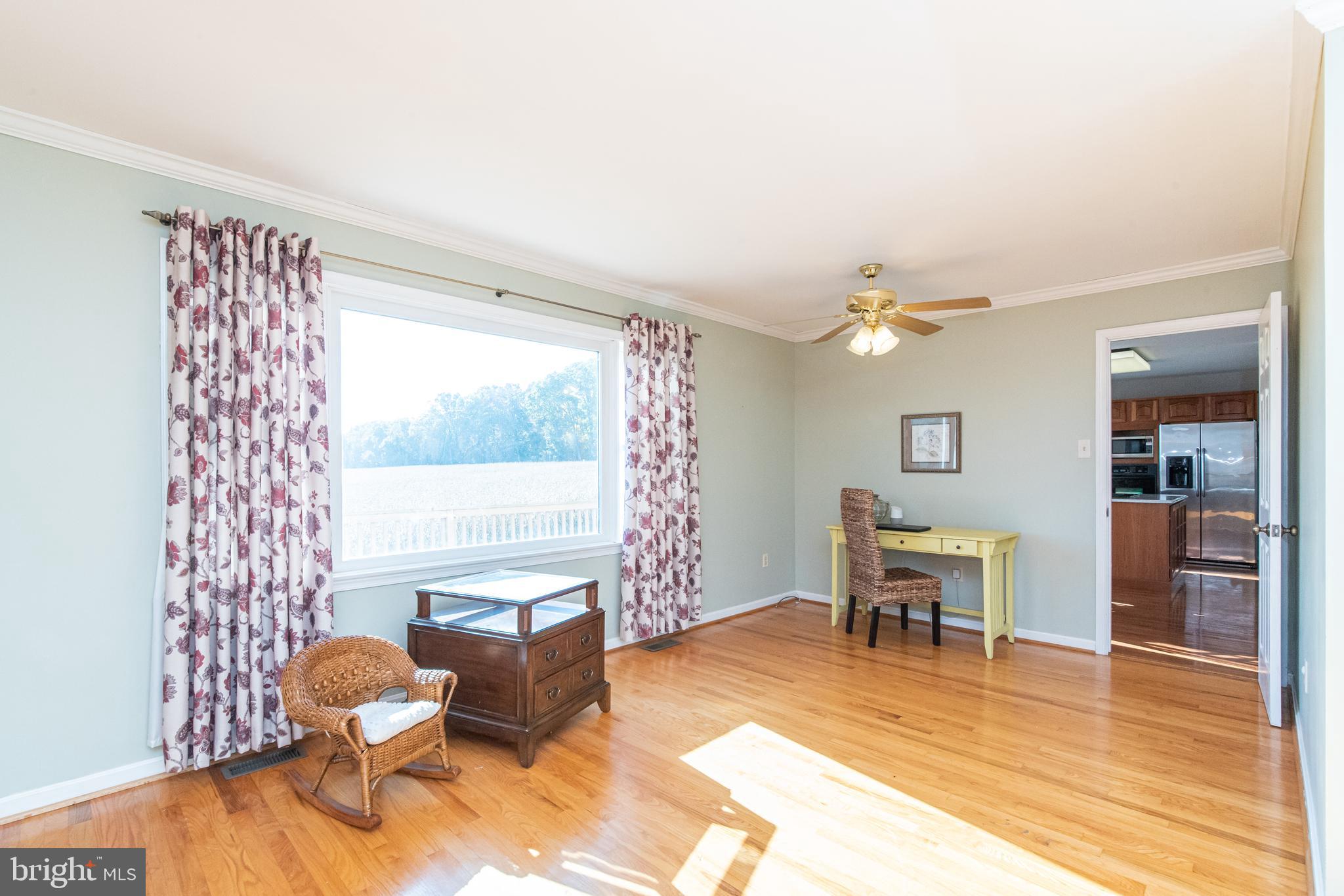 3850 Davis Corner Road Street, MD 21154 - Photo 18 of 57 Family Room