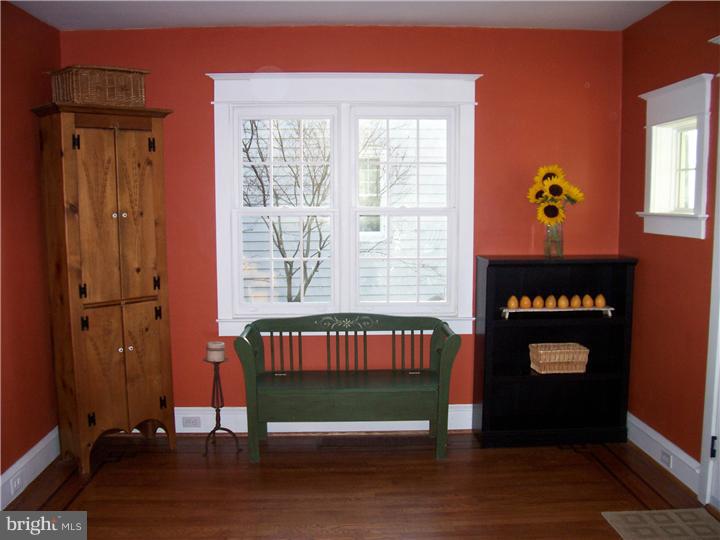 272 Rhoads Avenue Haddonfield, NJ 08033 - Photo 3 of 14 Gallery Image 3