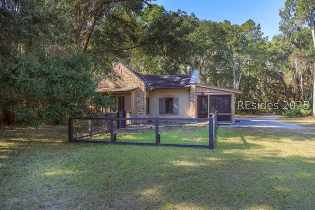$1,100,000 | 30 Bee Tree Drive, Okatie, SC 29909