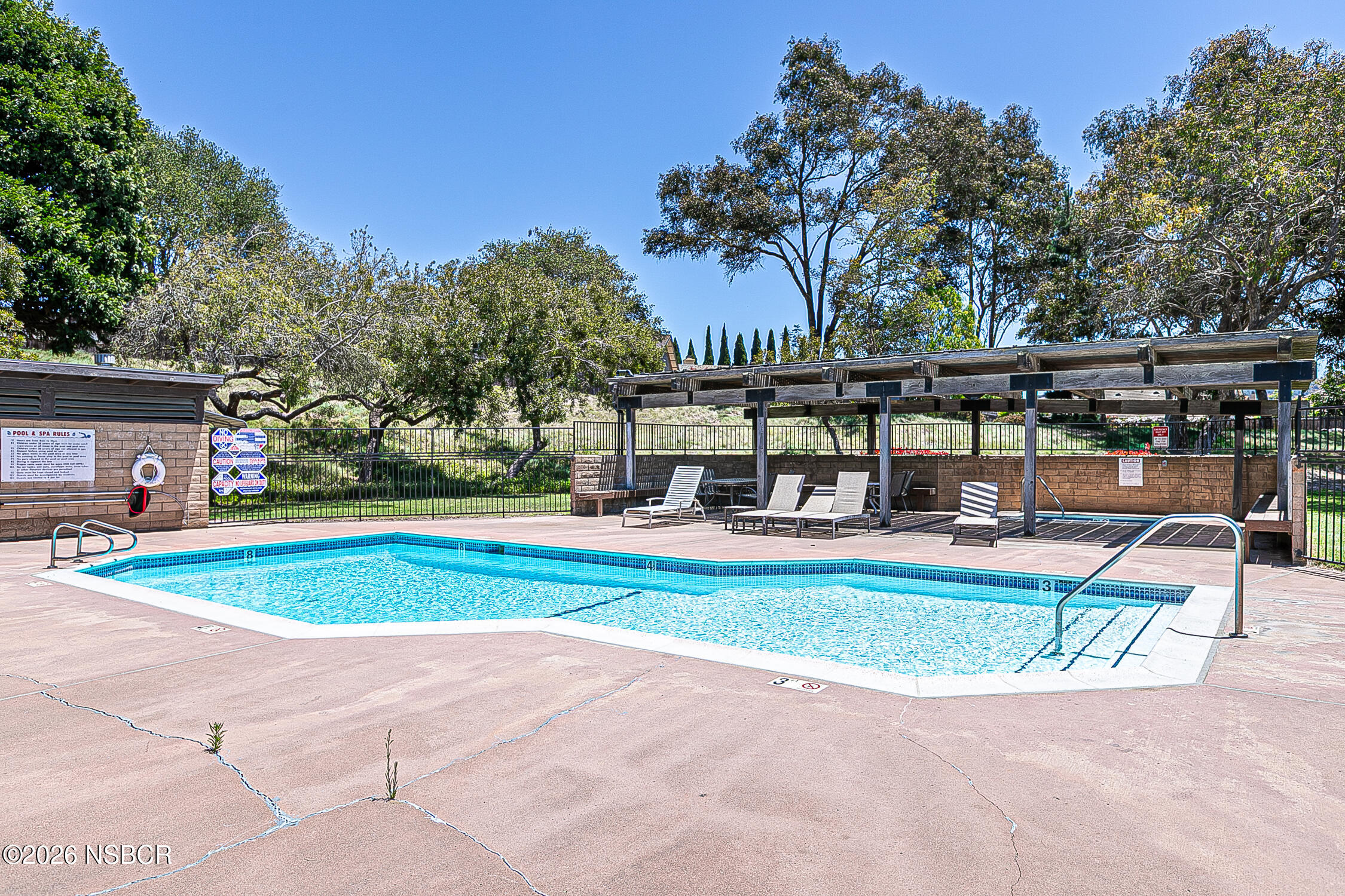 1460 Oakridge Park Road Santa Maria, CA 93455 - Photo 35 of 37 Oakridge-pool