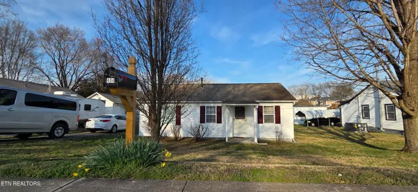 $230,000 | 404 North 5th Street, Maryville, TN 37804