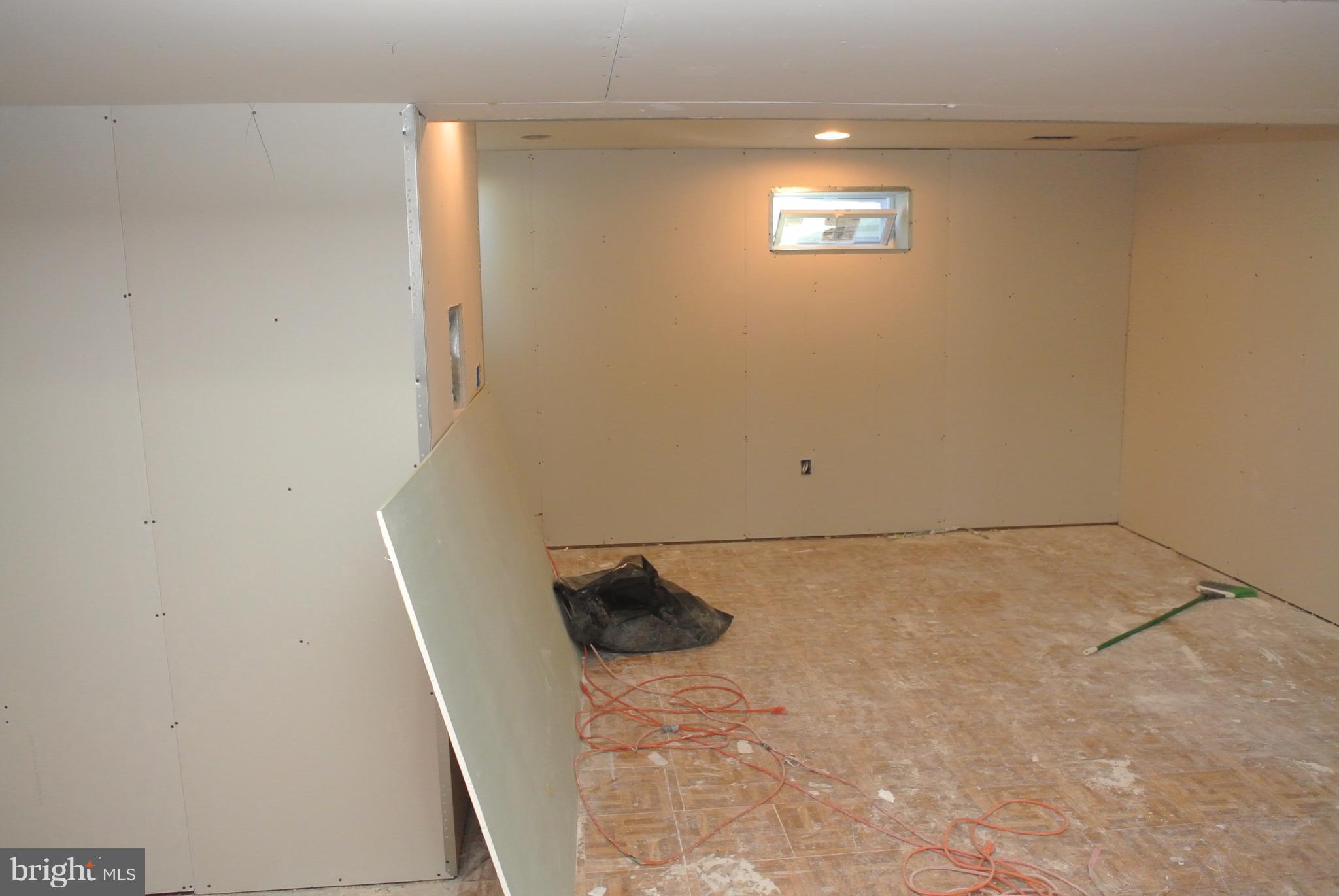 4142 2nd Street Southwest Washington, DC 20032 - Photo 16 of 28 Family Room