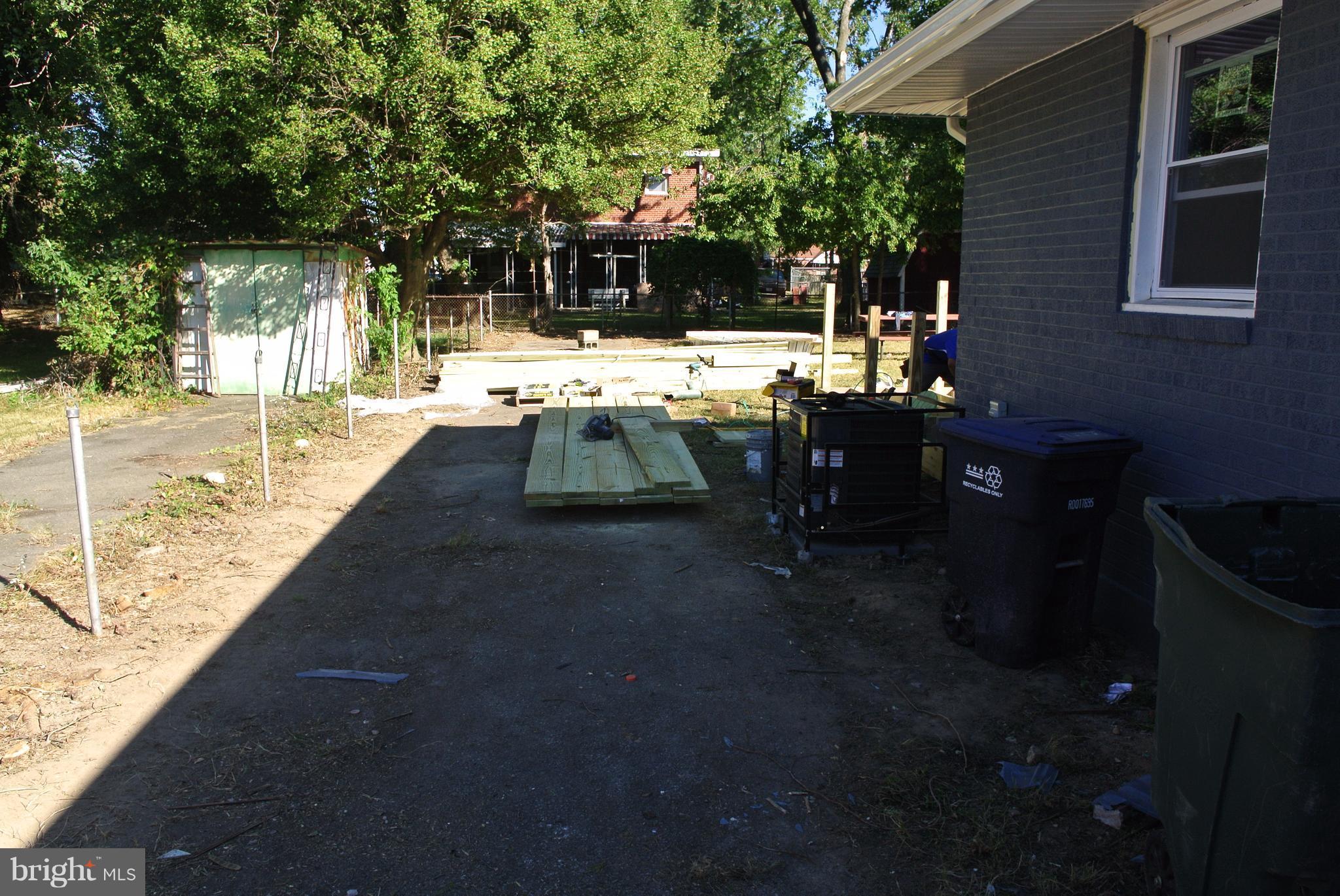 4142 2nd Street Southwest Washington, DC 20032 - Photo 26 of 28 Drive way for 5 cars