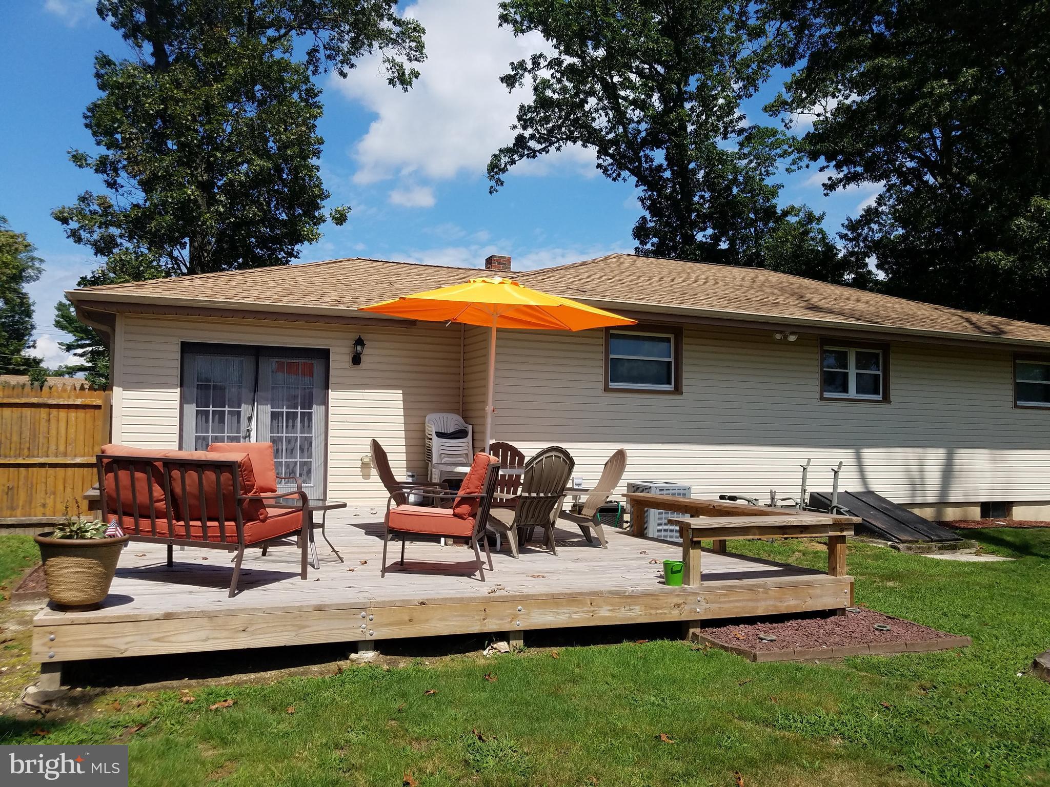 231 Hendricks Road Vineland, NJ 08360 - Photo 22 of 28 17x20 deck