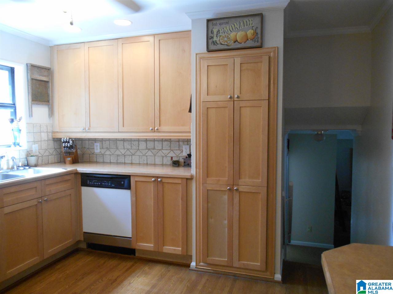 3949 Rock Ridge Road Birmingham, AL 35210 - Photo 5 of 30