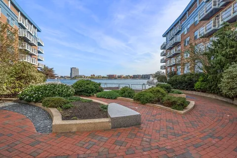 $1,825,000 | 4 Battery Wharf, Unit 4602, Boston, MA 02109