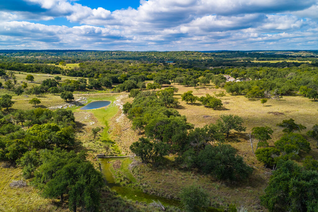 2873 Ranch Road Fredericksburg, TX 78624 - Photo 40 of 46 Gallery Image 40