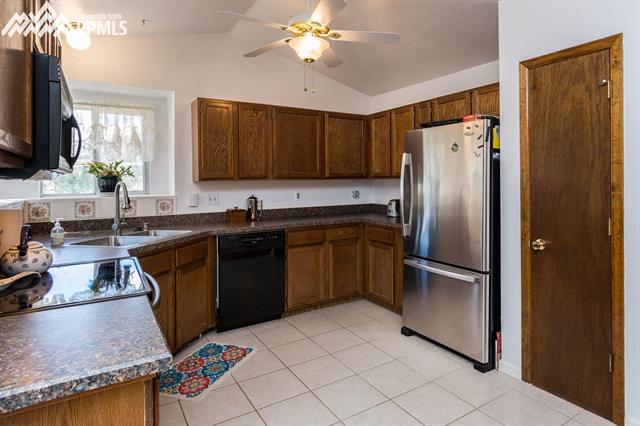 37699 Sable Ridge Road Elizabeth, CO 80107 - Photo 19 of 34 Gallery Image 19