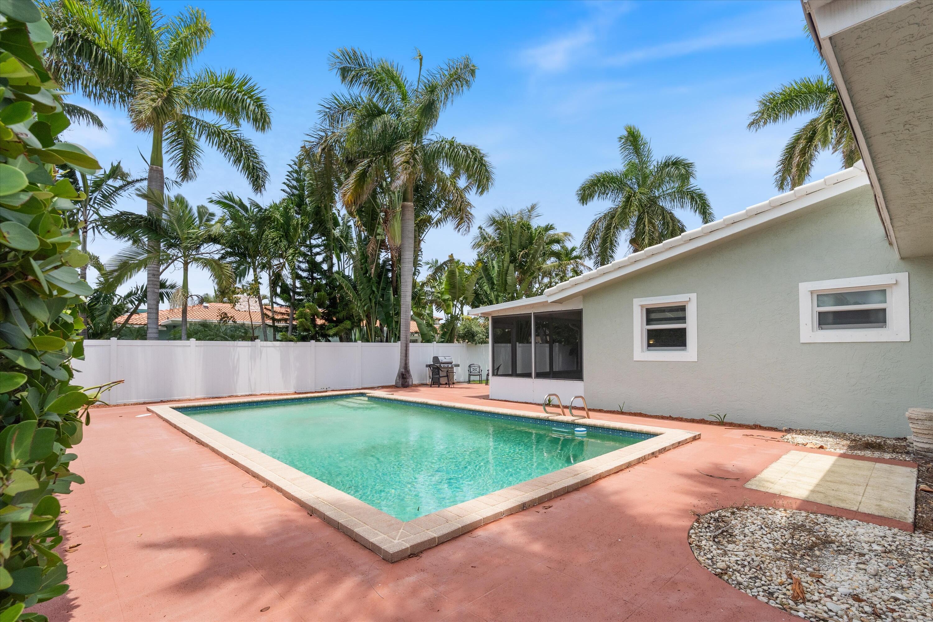 801 Berkley Street Boca Raton, FL 33487 - Photo 23 of 32 Pool Patio