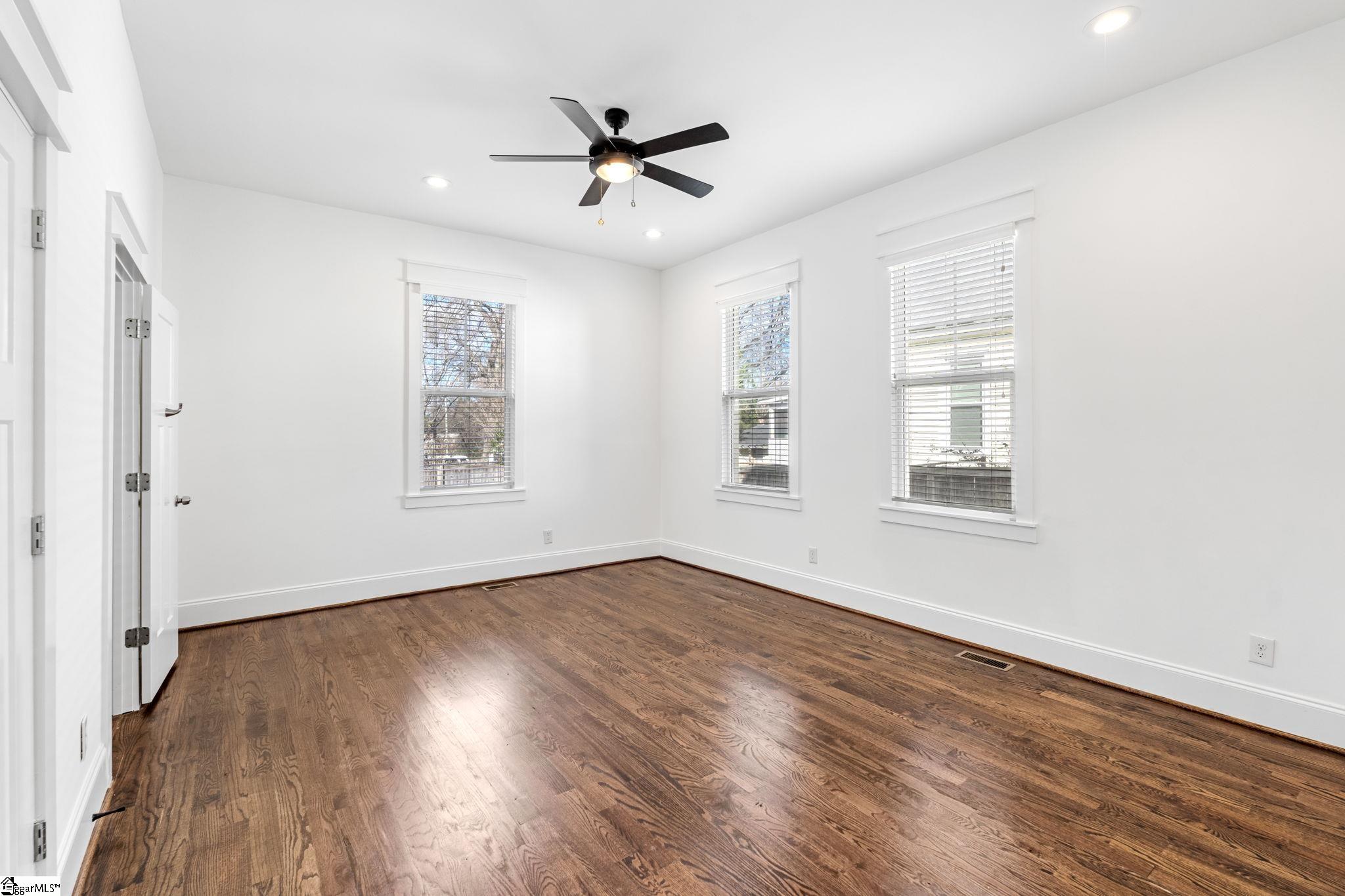 114 Frank Street Greenville, SC 29601 - Photo 18 of 34