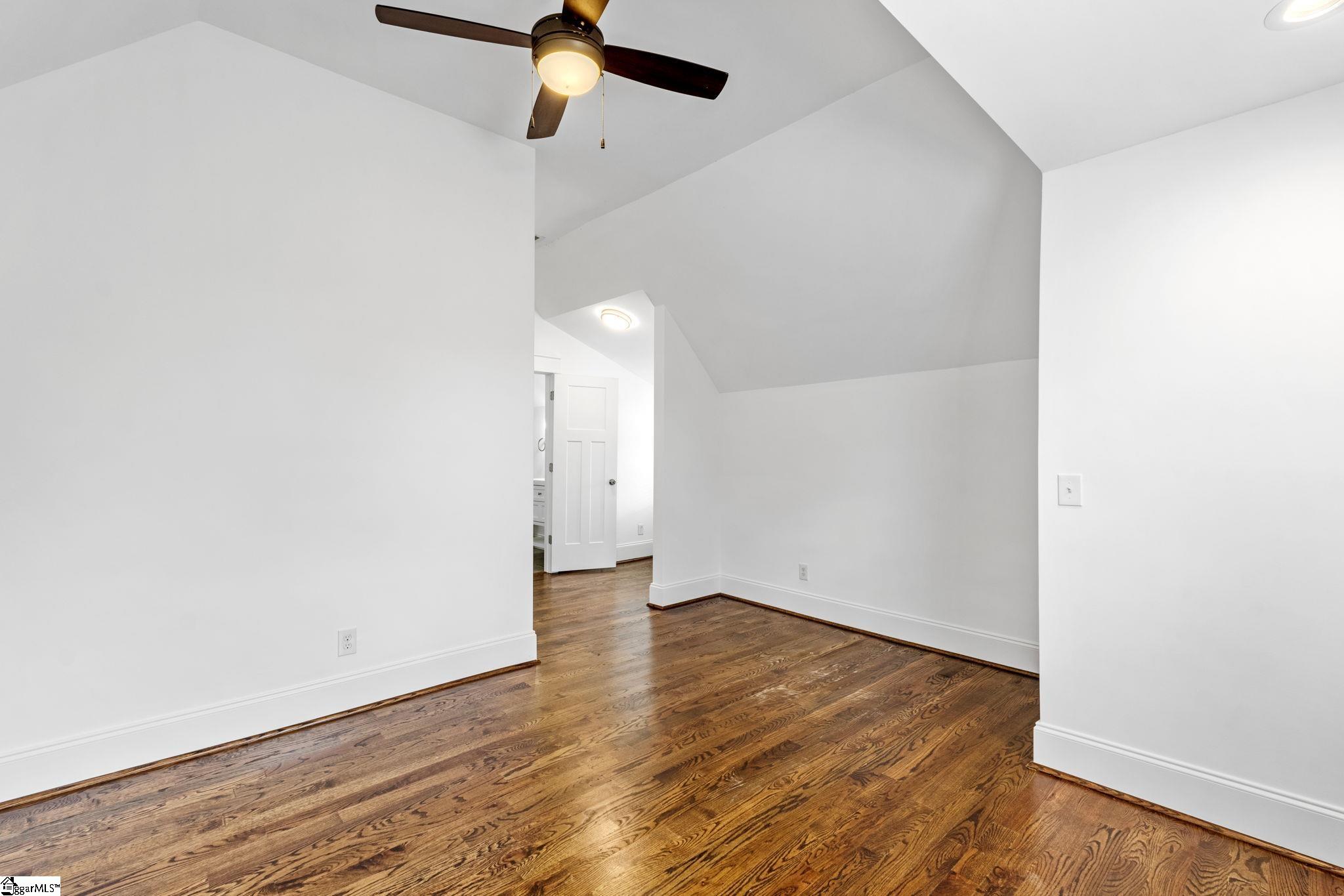 114 Frank Street Greenville, SC 29601 - Photo 26 of 34