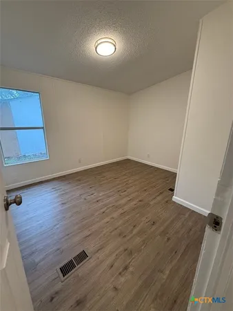 $1,495 | 532 Grandview Bend, Canyon Lake, TX 78133