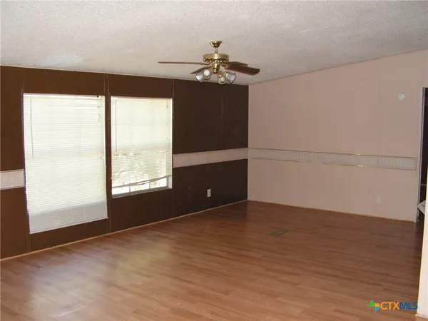 $1,495 | 532 Grandview Bend, Canyon Lake, TX 78133