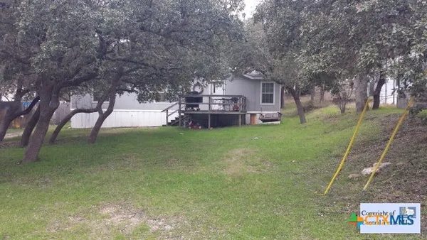 $1,495 | 532 Grandview Bend, Canyon Lake, TX 78133