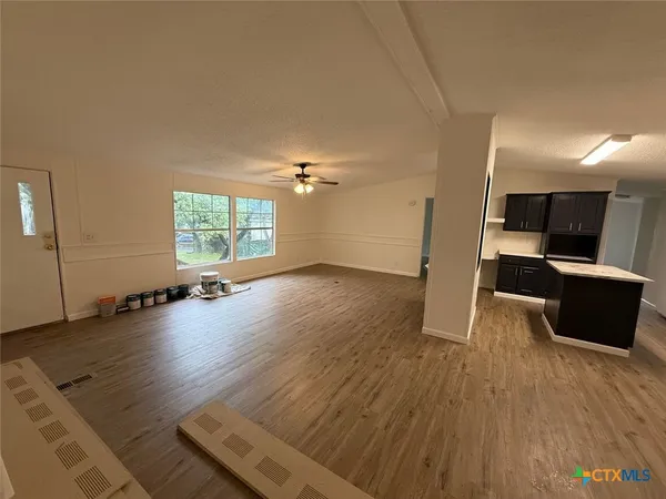 $1,495 | 532 Grandview Bend, Canyon Lake, TX 78133