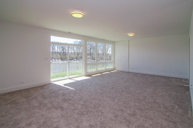 43 Windward Way Ottawa, IL 61350 - Photo 18 of 25 a view of an empty room with a window