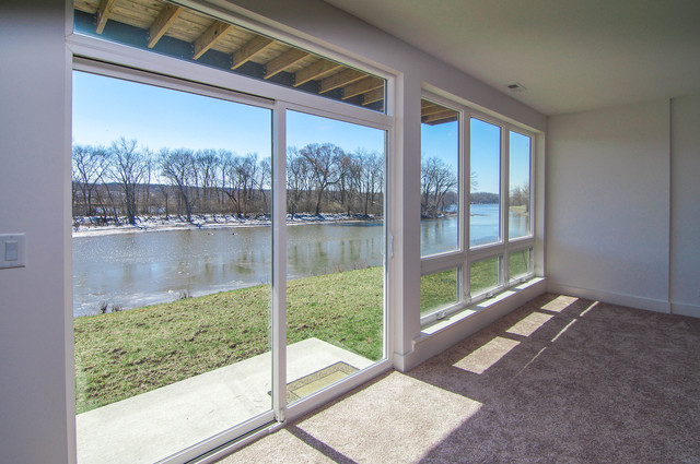 43 Windward Way Ottawa, IL 61350 - Photo 19 of 25 a view of swimming pool with a sitting area