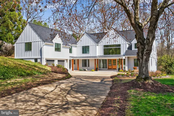 $4,350,000 | 7126 Darby Road, Bethesda, MD 20817