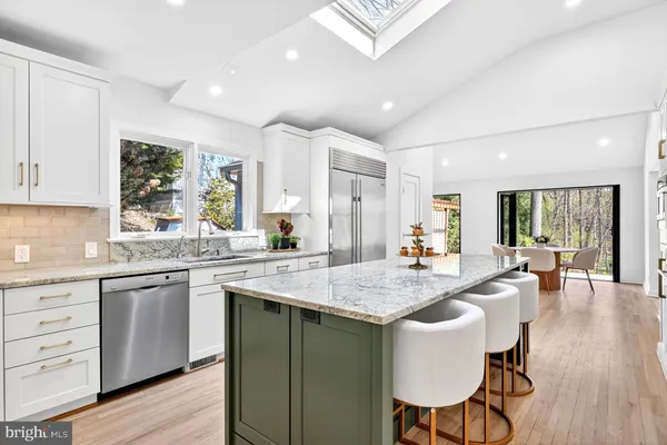 $4,350,000 | 7126 Darby Road, Bethesda, MD 20817