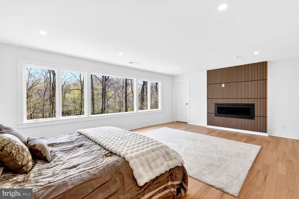 $4,350,000 | 7126 Darby Road, Bethesda, MD 20817