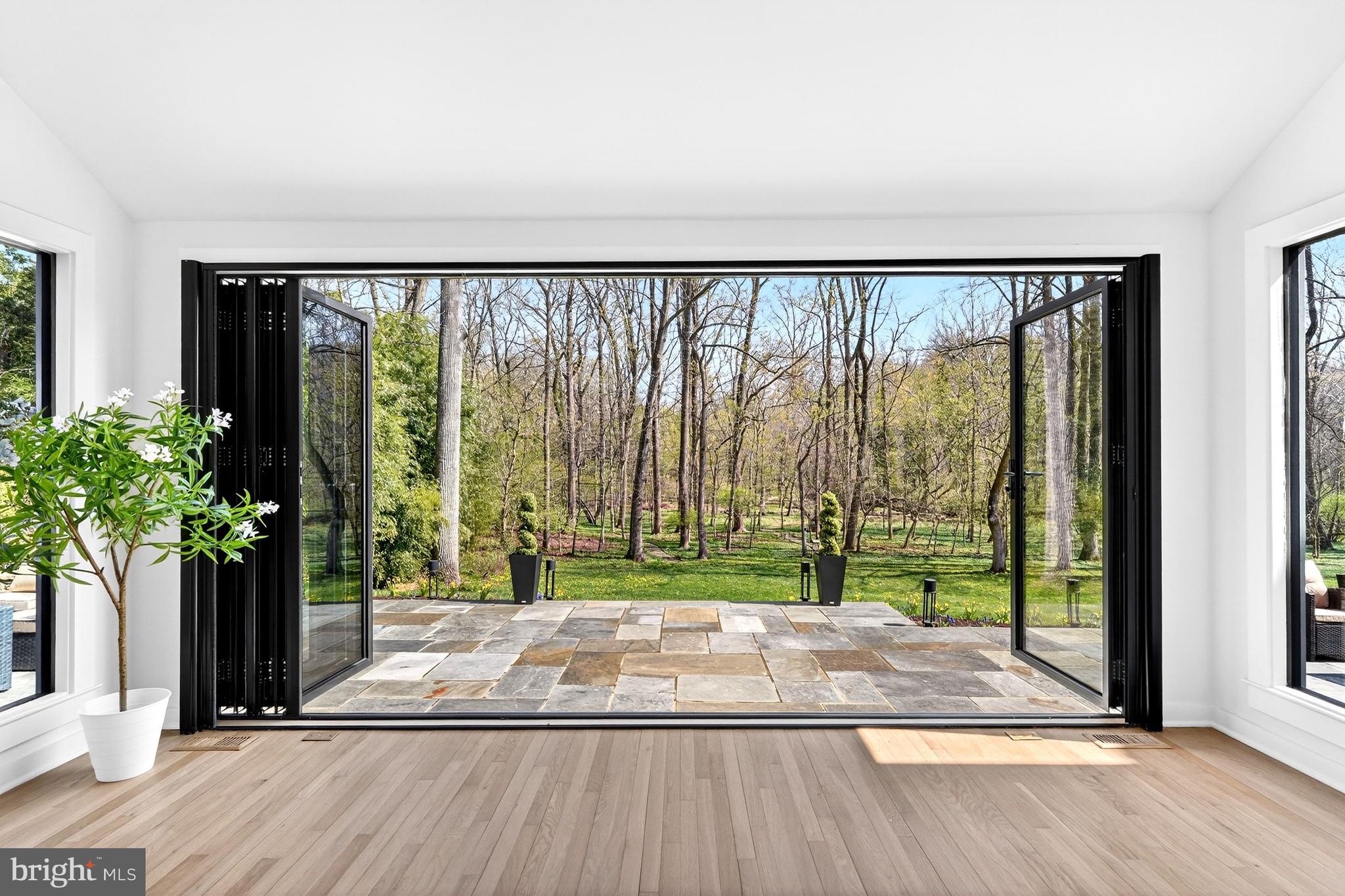 7126 Darby Road Bethesda, MD 20817 - Photo 9 of 79