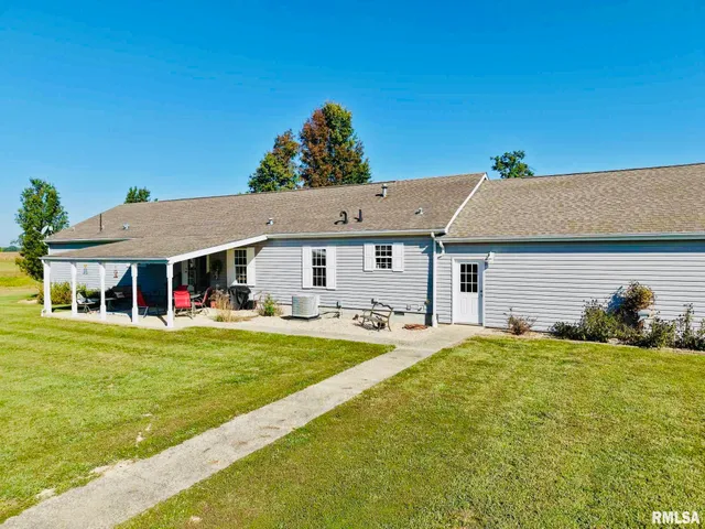 $330,000 | 5197 East Emerson City Road, Scheller, IL 62883