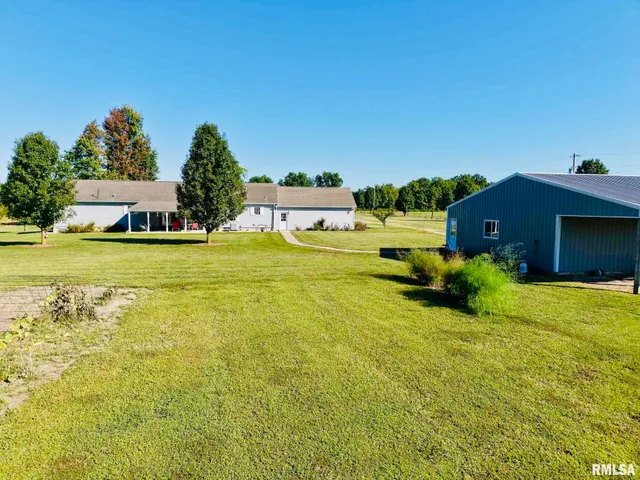 $330,000 | 5197 East Emerson City Road, Scheller, IL 62883