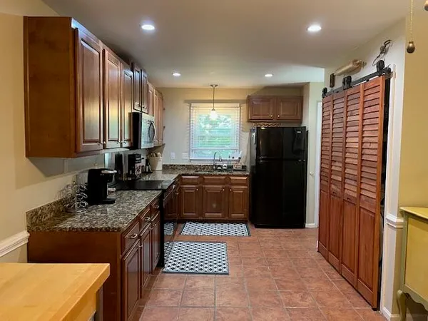 $4,200 | 662 Poaug Lane, Mount Pleasant, SC 29464