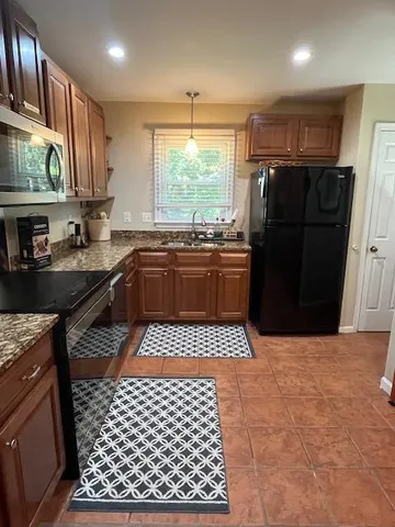 $4,200 | 662 Poaug Lane, Mount Pleasant, SC 29464