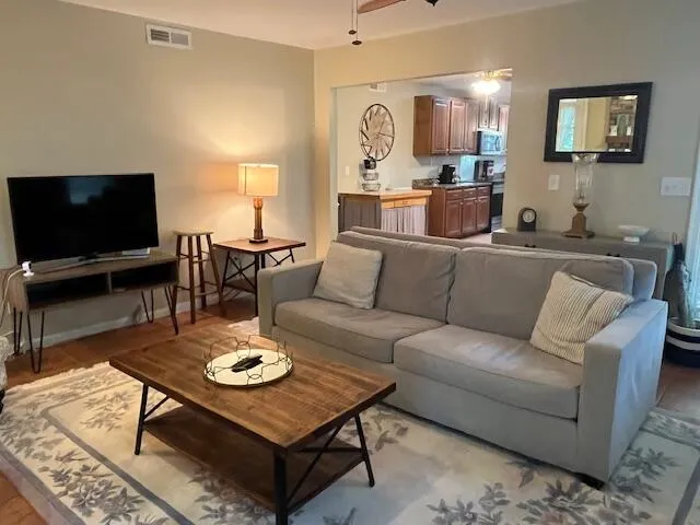 $4,200 | 662 Poaug Lane, Mount Pleasant, SC 29464