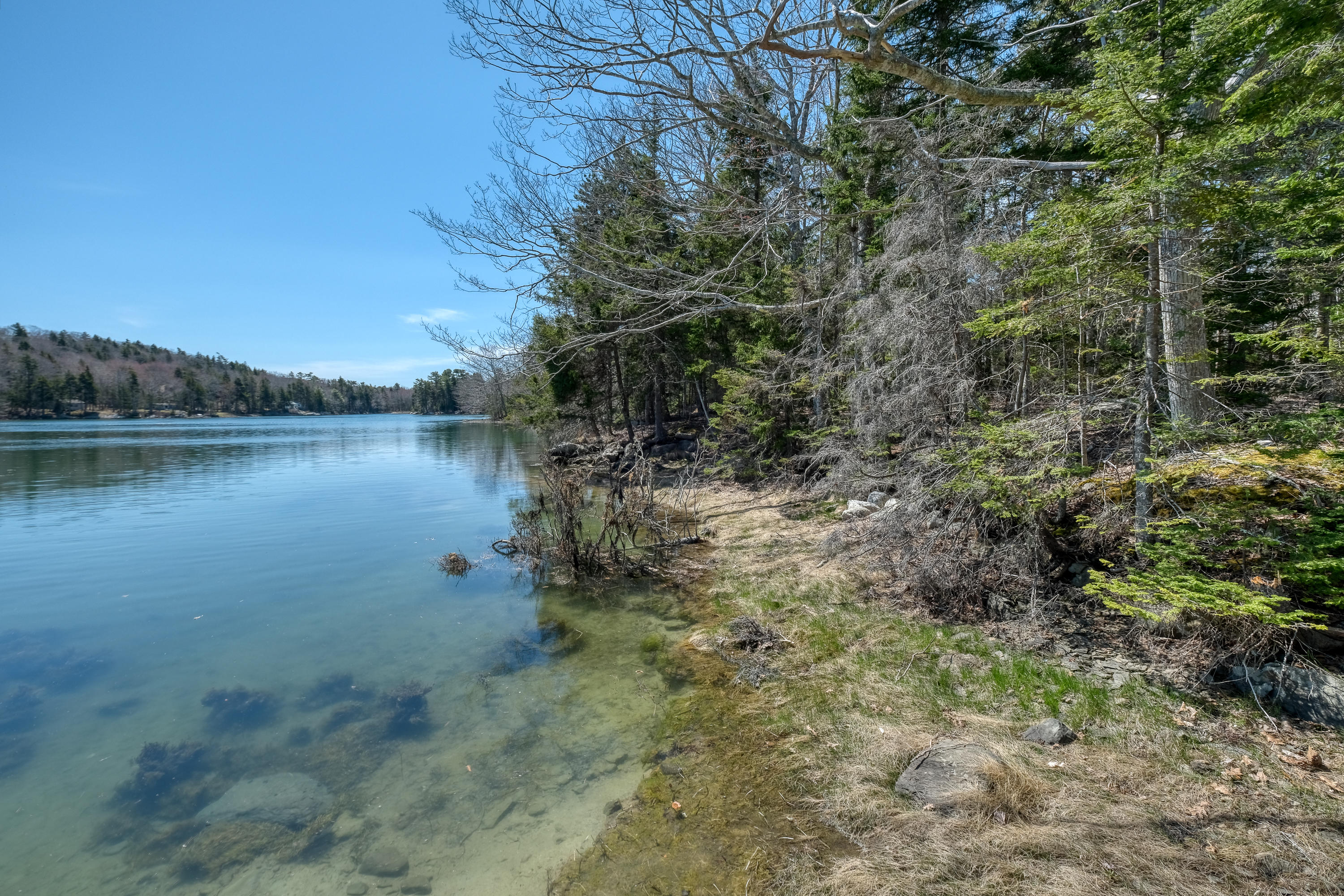 24 Hiawatha Road East Boothbay, ME 04544 - Photo 13 of 33 20210427_24_Hiawatha_8623