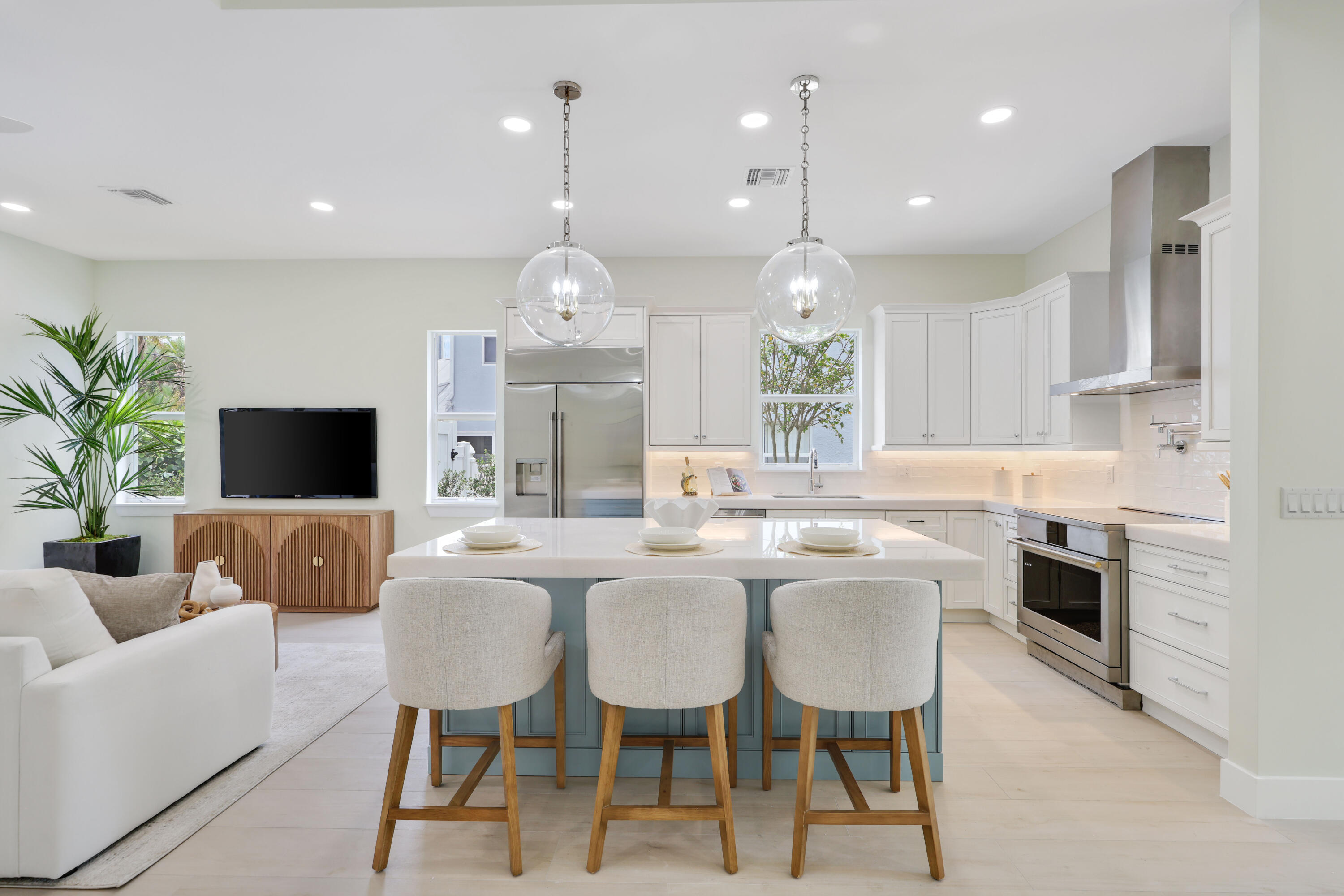 115 Magic Way Jupiter, FL 33458 - Photo 12 of 47 115 Magic Way - 15.jpg-FULL