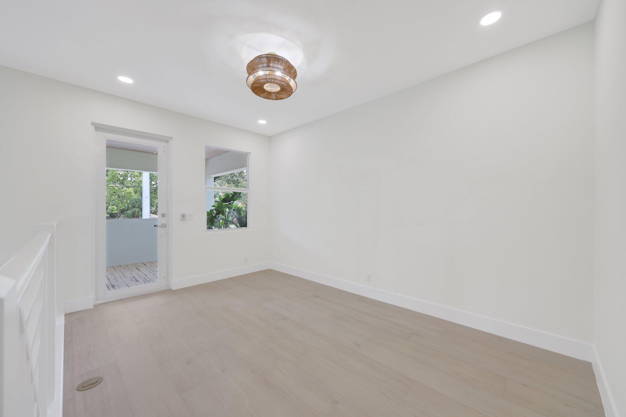 115 Magic Way Jupiter, FL 33458 - Photo 40 of 47 115 Magic Way - 77.jpg-SMALL