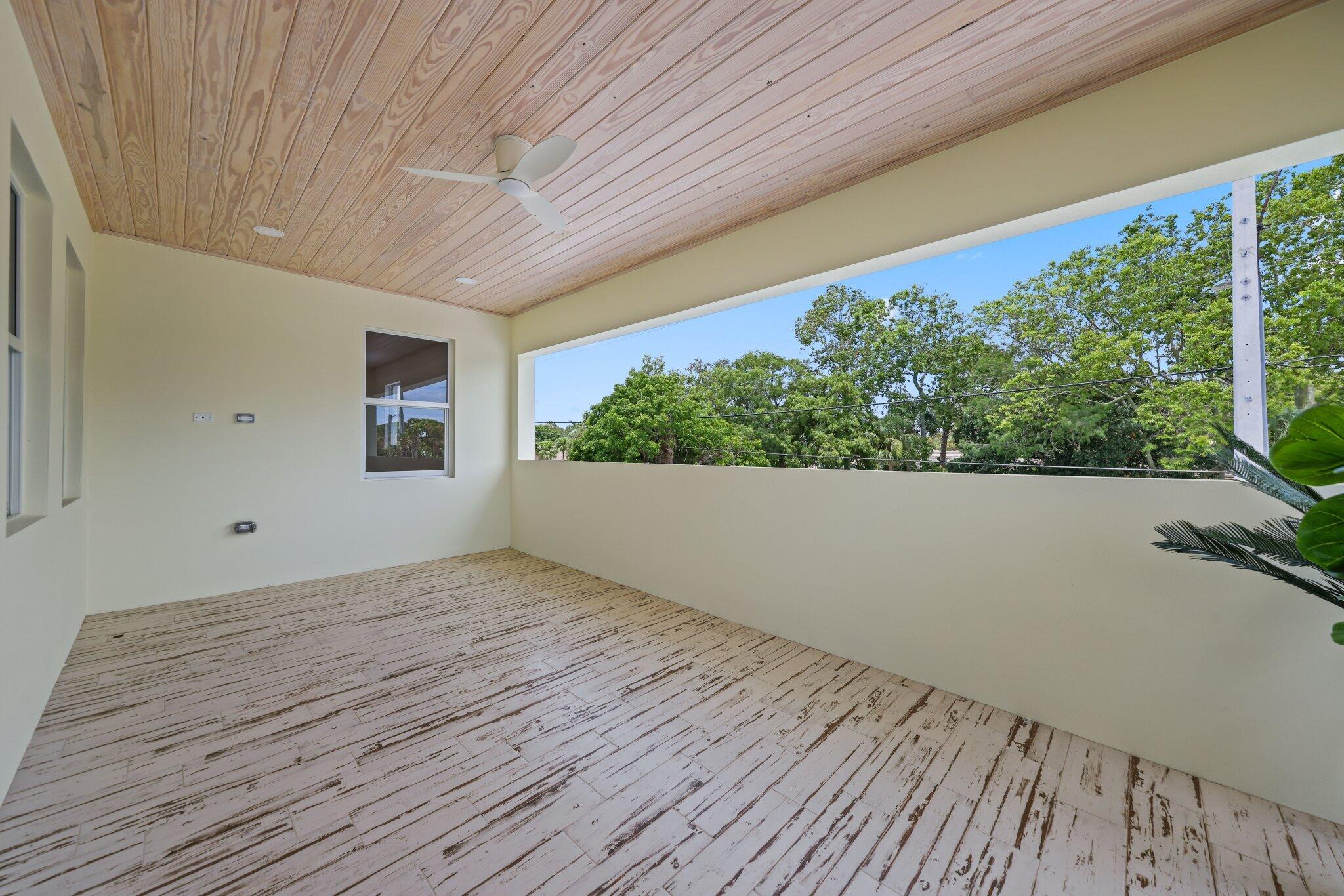 115 Magic Way Jupiter, FL 33458 - Photo 41 of 47 115 Magic Way - 79.jpg-SMALL
