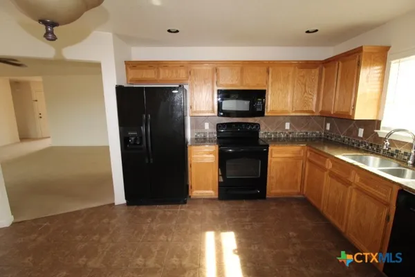 $1,695 | 3517 Settlement Road, Copperas Cove, TX 76522