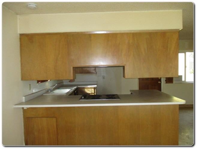 40367 Redbud Drive Oakhurst, CA 93644 - Photo 3 of 15 a bathroom with a sink