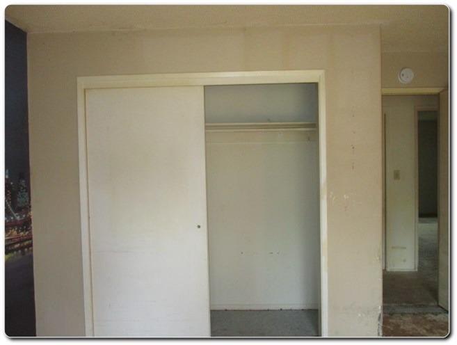 40367 Redbud Drive Oakhurst, CA 93644 - Photo 10 of 15 a bathroom with a shower